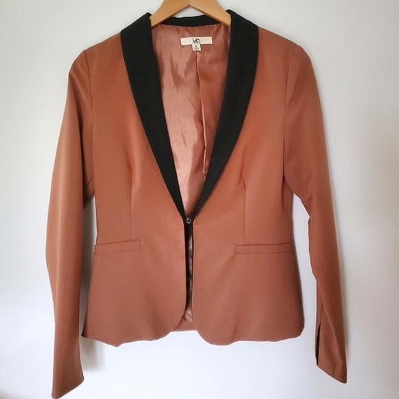 Ya Los Angeles Jackets & Blazers - Ya Los Angeles Tan Blazer with Black Trim (Small)